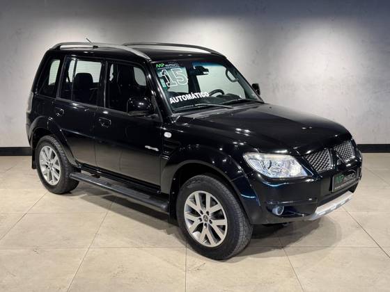MITSUBISHI PAJERO TR4 2.0 4X4 16V 140CV FLEX 4P AUTOMÁTICO MITSUBISHI PAJERO TR4 2.0 4X4 16V 140CV FLEX 4P AUTOMÁTICO